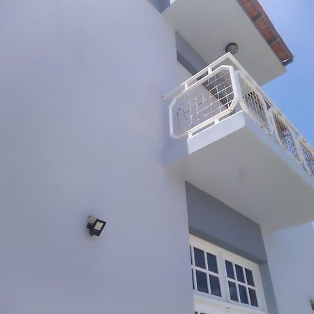 Villa Vivenda Com Patio, No Coracao Do Mindelo Exterior foto