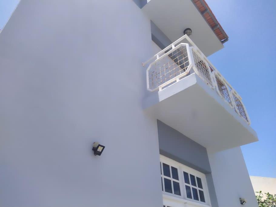 Villa Vivenda Com Patio, No Coracao Do Mindelo Exterior foto
