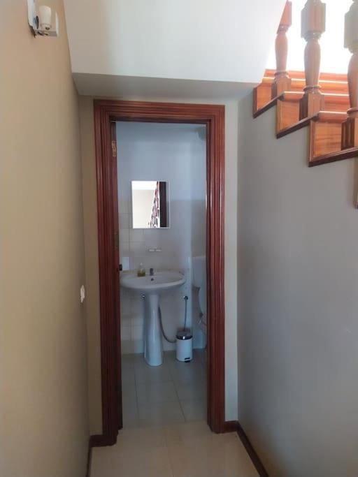 Villa Vivenda Com Patio, No Coracao Do Mindelo Exterior foto
